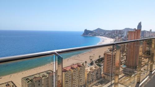 SUNSET CLIFFS stylish apartment photo 28