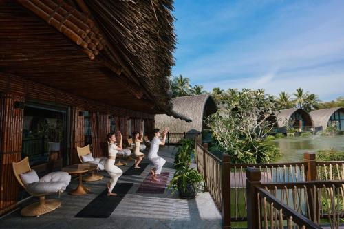 Μπαλκόνι ή βεράντα στο Marina resort Waterfront Minh Phu Quoc lodge beach swimming pool