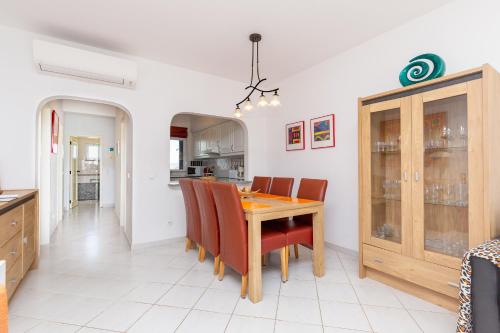 Amazing 2-Bedroom Appartment with big terrace!