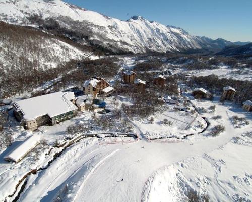 an aerial view of a resort in the snow at Departamento Termas de Chillan in Nevados de Chillan