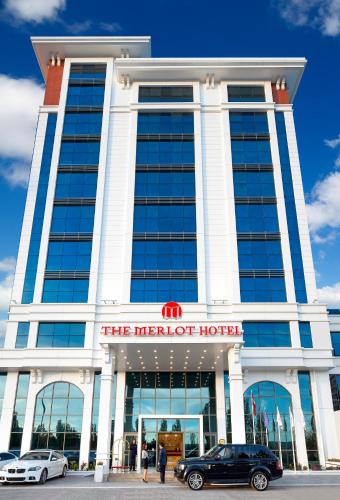Bangunan di mana terletaknya hotel