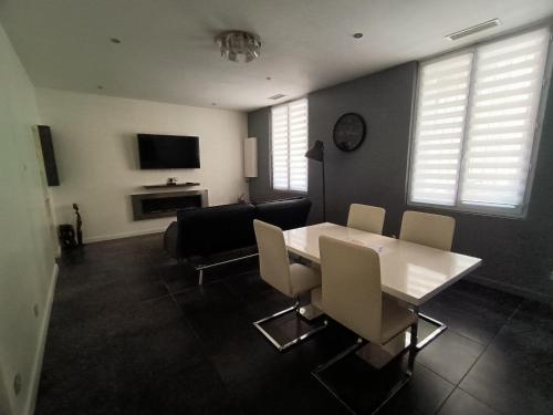 Spacieux T3 place Comédie gare Saint Roch