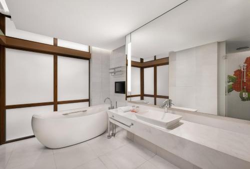 Kylpyhuone majoituspaikassa Le Méridien Xiamen