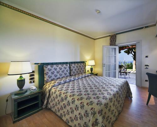ALTAFIUMARA ISOLE 4* – Photos 2