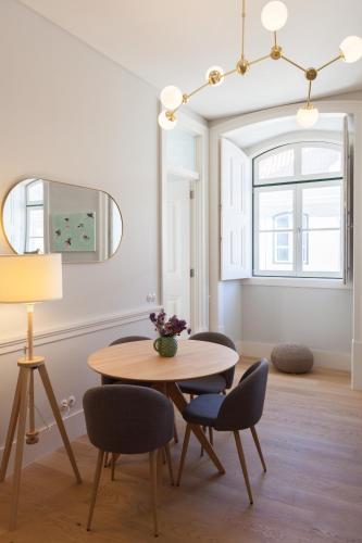 FLH Praça Rossio Bright Apartment