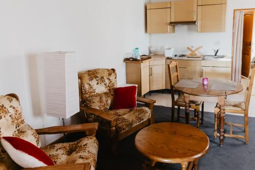 Hôtel Les Charmilles de Mormal – Photos 3