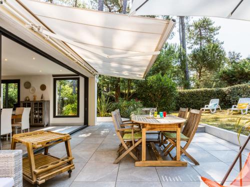 Holiday Home Les Narcisses by Interhome