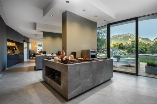 En generel udsigt til bjerge eller udsigt til bjerge taget fra hotellet