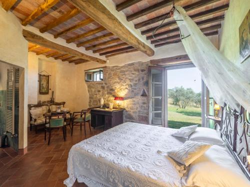 Postel nebo postele na pokoji v ubytování Villa Casa Frati by Interhome