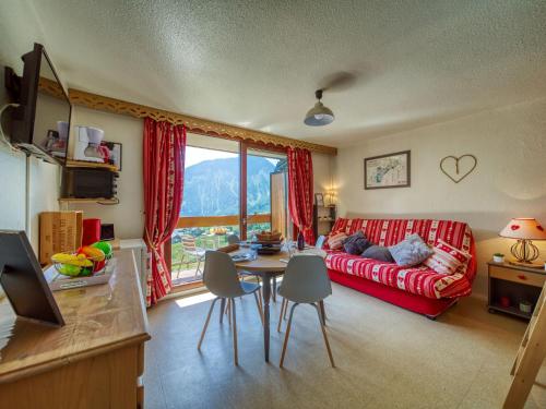 Et tv og/eller underholdning på Studio Vostok Zodiaque-79 by Interhome