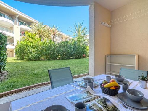 Apartment Le Cesarée-4 by Interhome