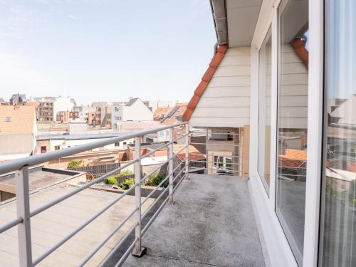 d'un balcon avec vue sur la ville. dans l'établissement Apartment Residentie Zandloper II by Interhome, à Bredene