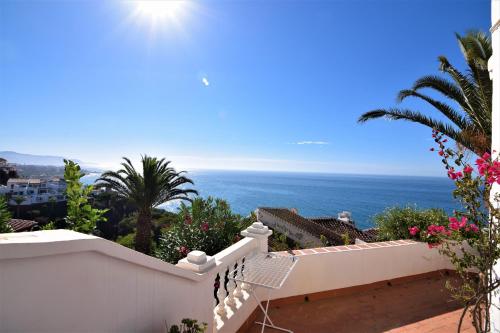 Ladera Panorama 25