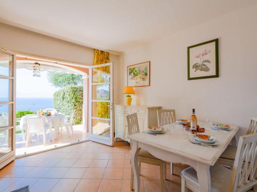 Holiday Home Cap Estérel - Le Hameau - Mini Villa 35 by Interhome