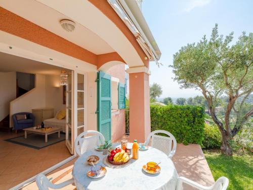 Holiday Home Cap Estérel - Le Hameau - Mini Villa 35 by Interhome