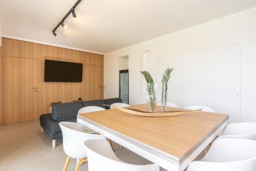 Iris Home With Private Pool – Photos 4