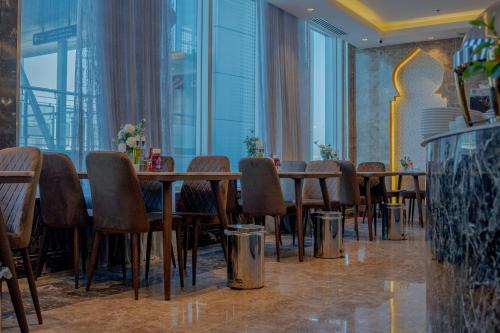 Ruang duduk di Golden Dune Residential Unit - Almalaz