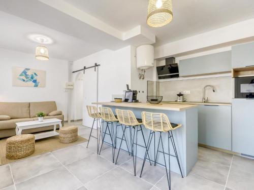 Apartment Port Mistral-2 by Interhome
