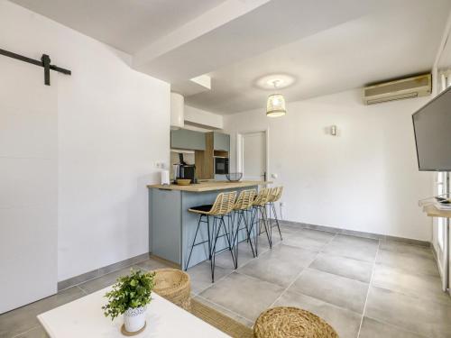 Apartment Port Mistral-2 by Interhome