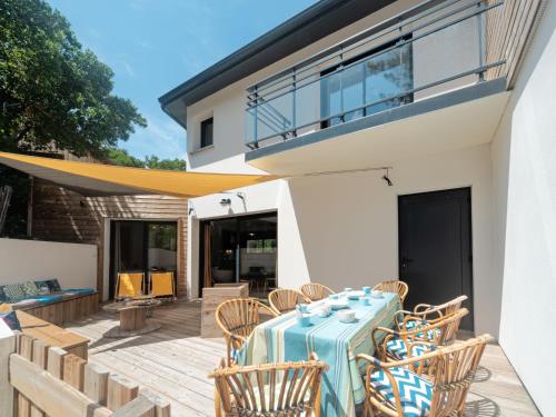 Budova, kde se prázdninový dům nachází