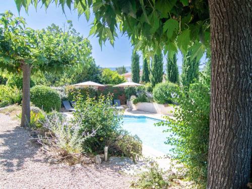 Πισίνα στο ή κοντά στο Holiday Home Petit Paradis Villa 44 by Interhome