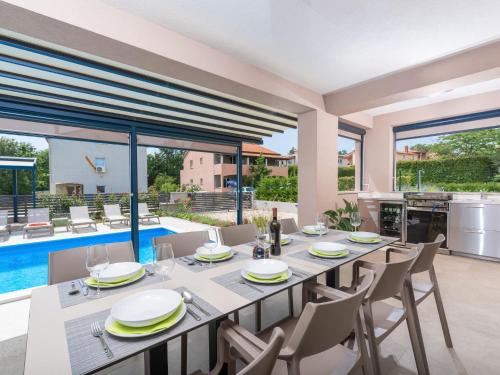 Holiday Home Villa Karina by Interhome