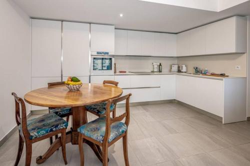 Juan Les Pins Two Bed Apt Beach Access photo 10