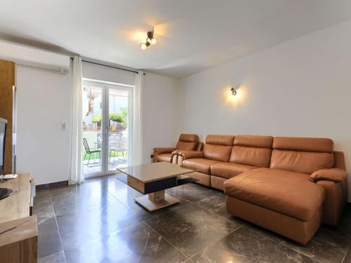 Holiday Home Enka by Interhome