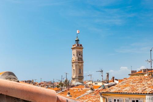 Nice Renting - NEUVE - Luxury Triplex Old Town Massena Garibaldi - 4 BedRoom - AC