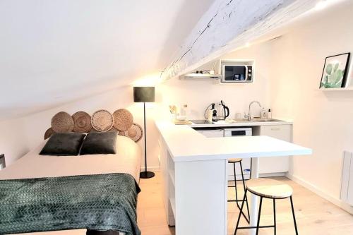 Photo de la galerie de l'établissement Cocon sous les toits - Métro Jeanne d'Arc - Gare, à Toulouse