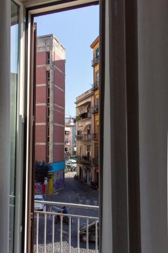 Το κτήριο όπου στεγάζεται  το ξενοδοχείο διαμερισμάτων