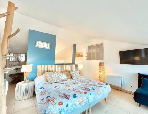 Una cama o camas en una habitación de "Villa Bella Vista" Vue Mer Panoramique