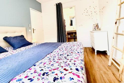 Una cama o camas en una habitación de "Villa Bella Vista" Vue Mer Panoramique