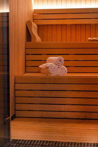 a stack of towels in a sauna at Bordoy Cosmopolitan in Playa de Palma