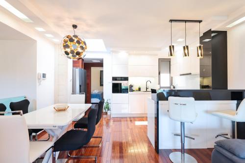 Two bedroom apartment Dunatov with private parking