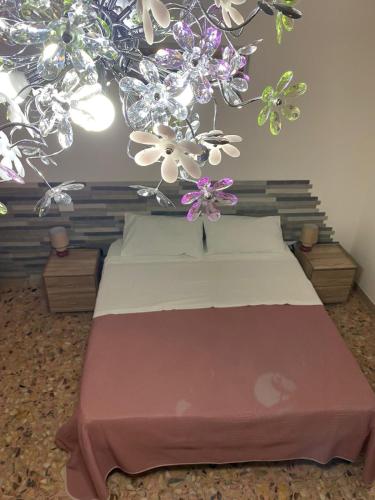Li Salini – Photos 2
