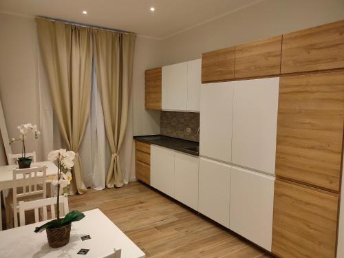 Una cocina o cocineta en BePlace Holy See