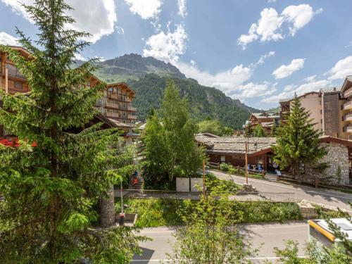 Appartement skis aux pieds avec parking et wifi au cœur de Val-d’Isère