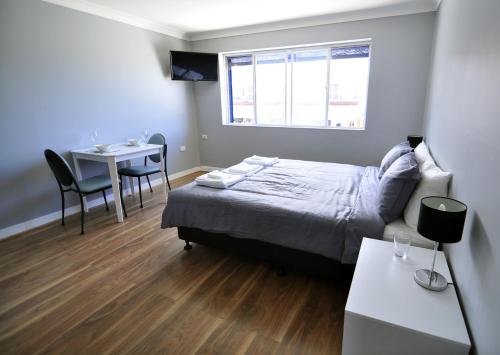 Katil atau katil-katil dalam bilik di Bribie Island Square