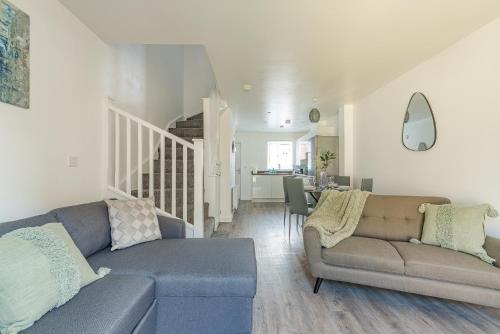 Χώρος καθιστικού στο Beautiful New House in Derby For up to 5 Guests, Suitable for Families Contractors NHS Staff etc