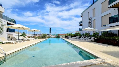 Πισίνα στο ή κοντά στο Green Oasis B3