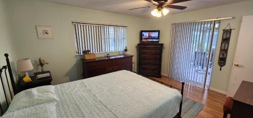 Gallery image of Super Comfy " Arcade" Home in Cape Coral, Great Location! in Cape Coral