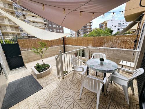 Cozynest ALICANTE - Apartment with Terrace by SunCastle apartamentos