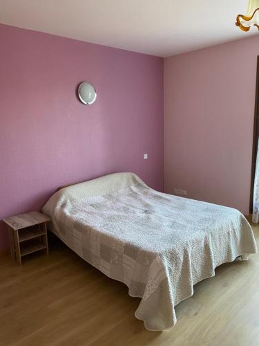 Photo de la galerie de l'établissement Motel - Location studio 2 personnes, à Morbier