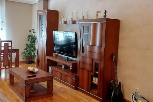 Superacogedor y semicentrico piso