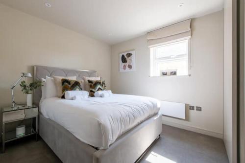 2BD, 2BA Urban Oasis CHCL F4にあるベッド