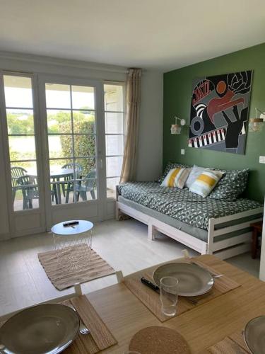 Φωτογραφία από το άλμπουμ του Charmant studio au bord du Lac σε Marciac
