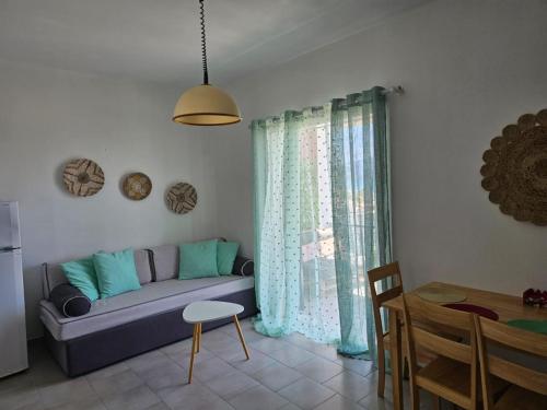 A seating area at Standart Apartments , Glyfada Beach