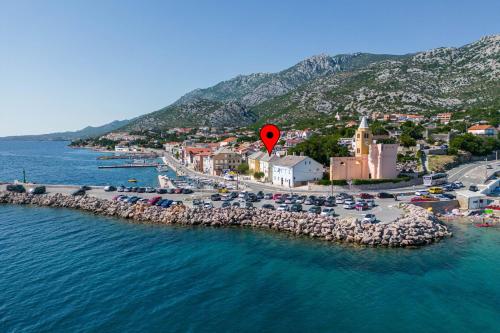 Seafront Apartment Sanja - Happy Rentals