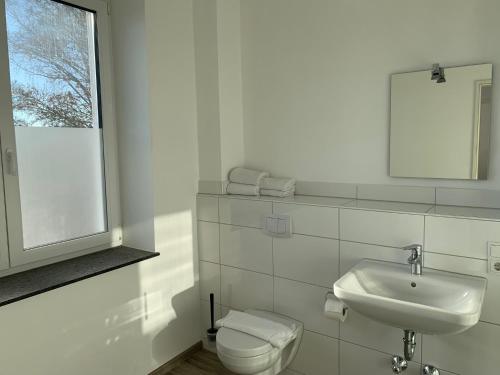 Ένα μπάνιο στο boardinghouse Main-Tauber